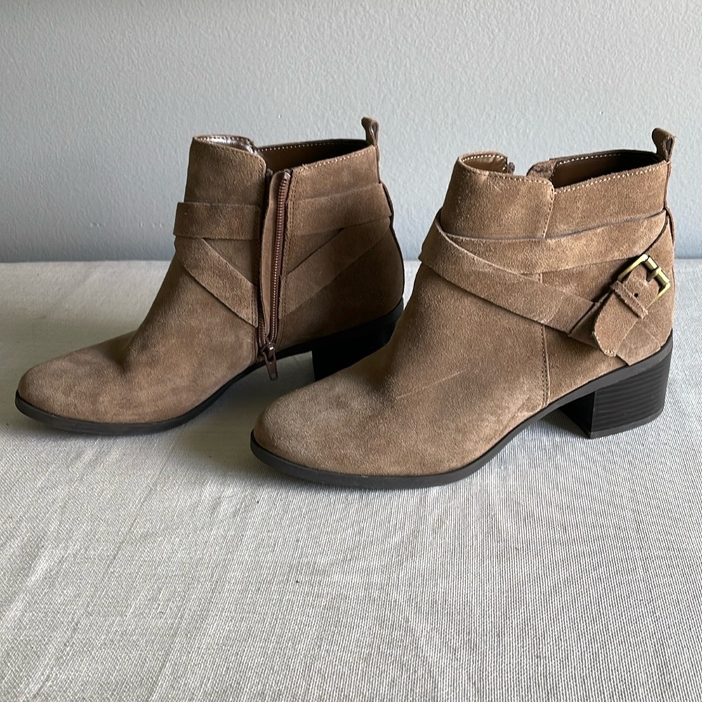 Anne Klein iflex taupe suede bootie